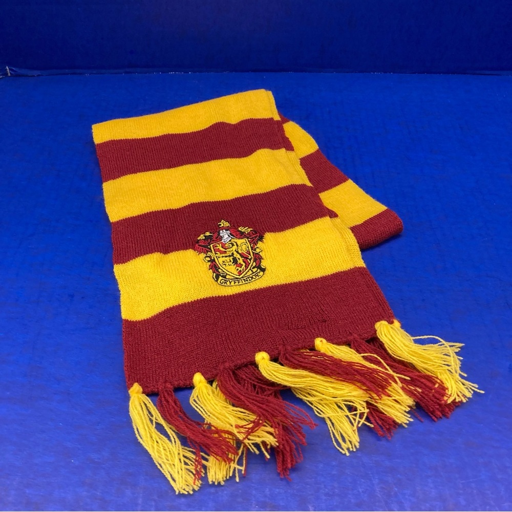 Harry Potter Gryffindor Scarf Yellow Red Winter wear